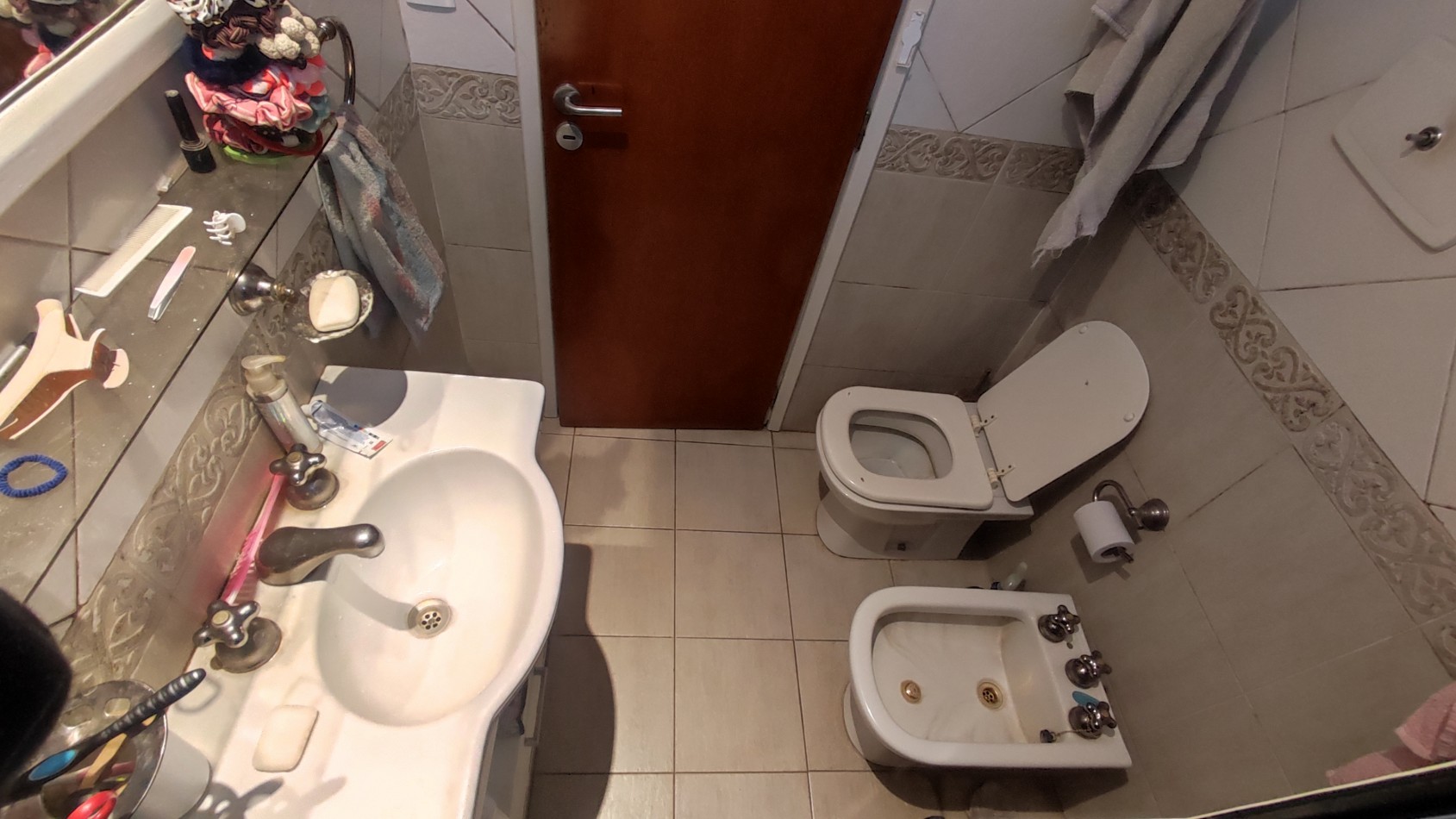 Chalet 5 ambientes C/pileta y Quincho