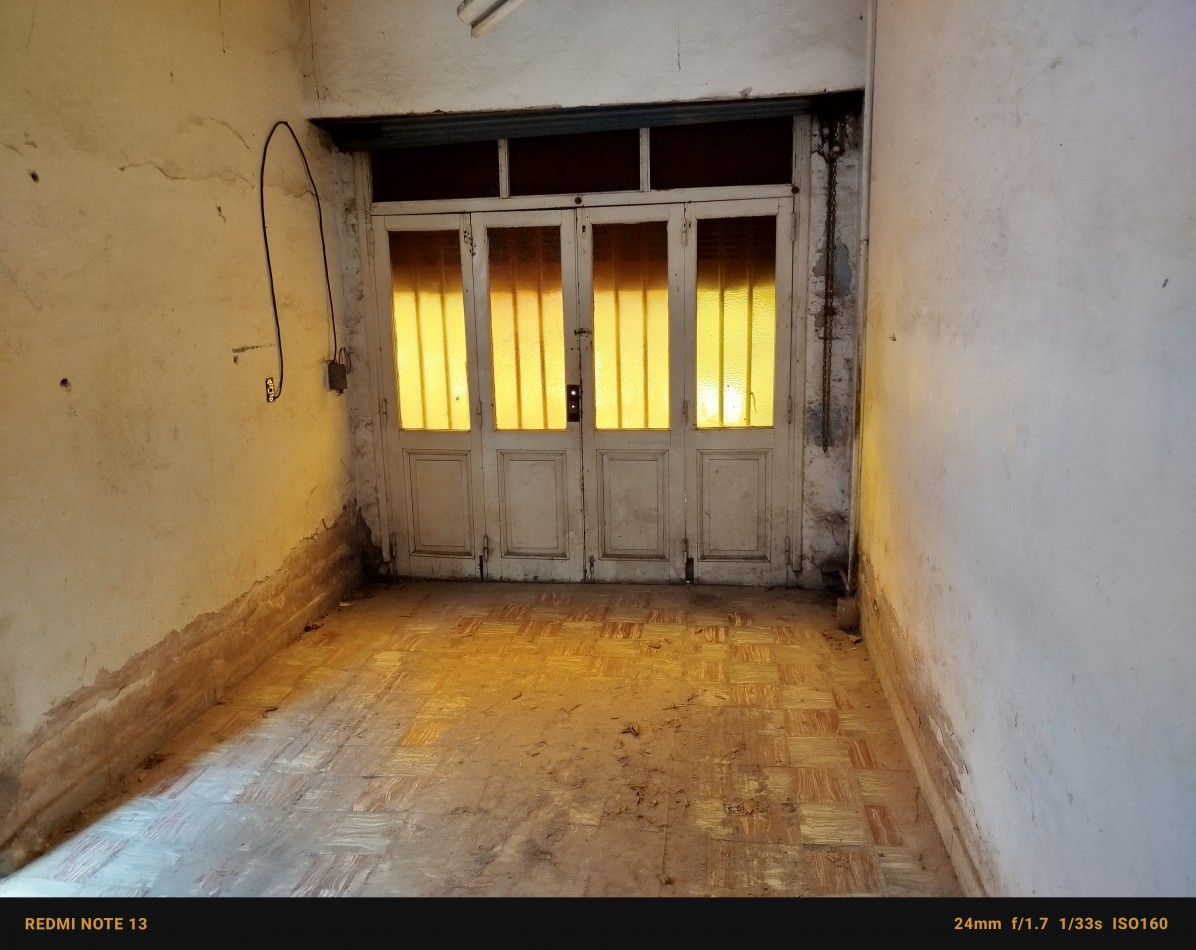 Venta en block local a reciclar + ph 2 y 3 ambientes