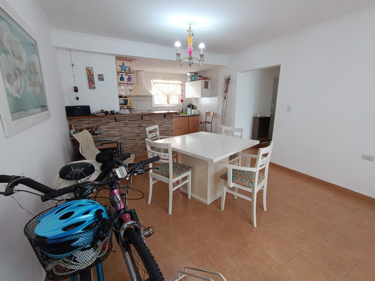 VENTA CASA EN PH 3 AMBIENTES CON PATIO Y COCHERA A UNA CUADRA DEL MAR BARRIO CONSTITUCION