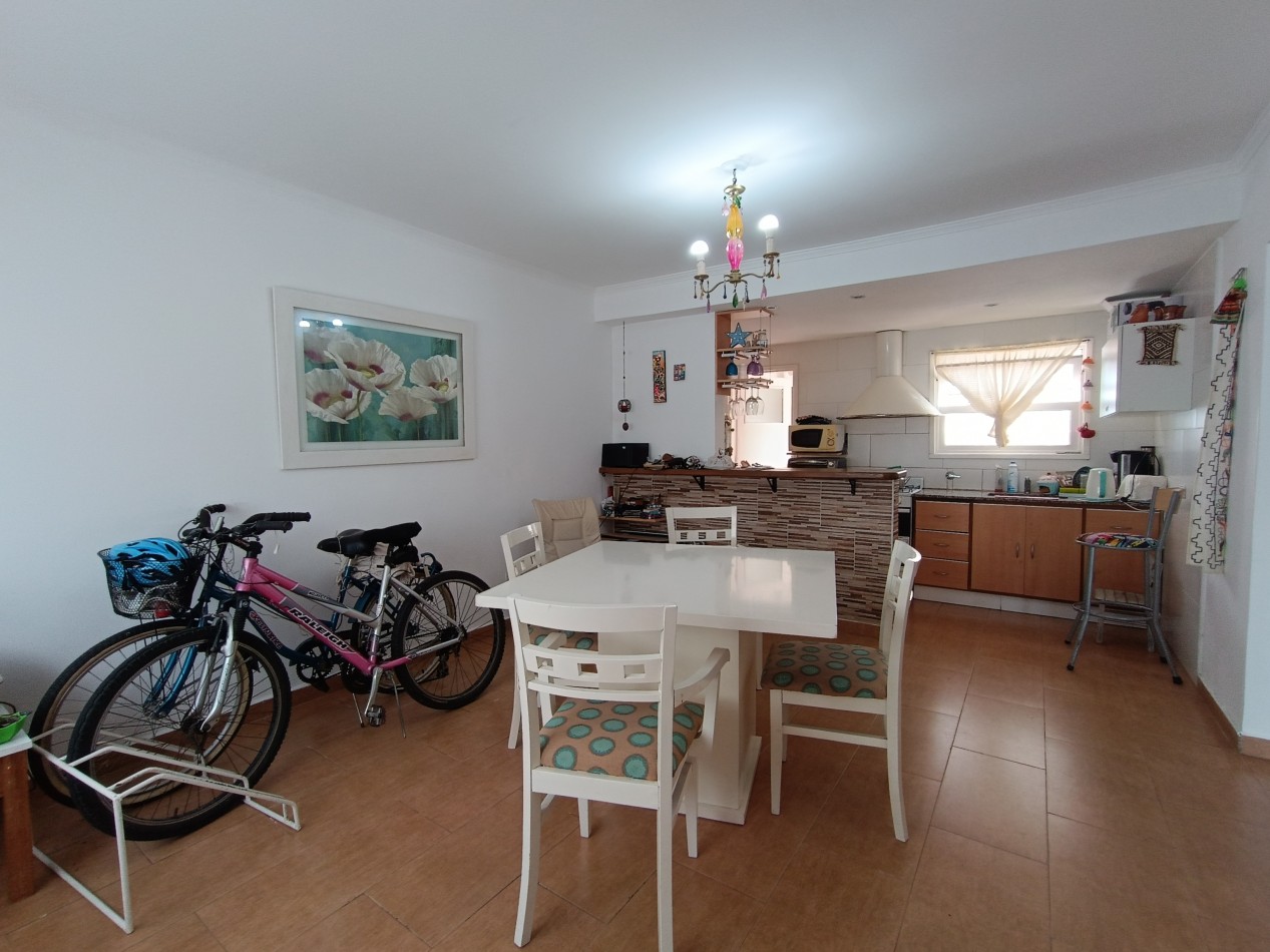 VENTA CASA EN PH 3 AMBIENTES CON PATIO Y COCHERA A UNA CUADRA DEL MAR BARRIO CONSTITUCION