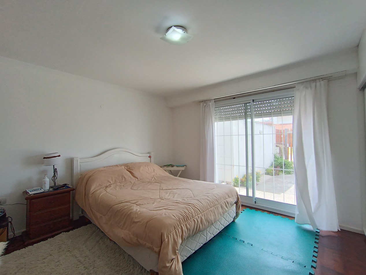 VENTA CASA EN PH 3 AMBIENTES CON PATIO Y COCHERA A UNA CUADRA DEL MAR BARRIO CONSTITUCION