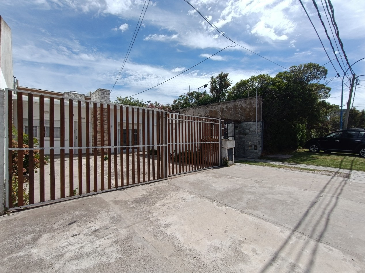 VENTA CASA EN PH 3 AMBIENTES CON PATIO Y COCHERA A UNA CUADRA DEL MAR BARRIO CONSTITUCION