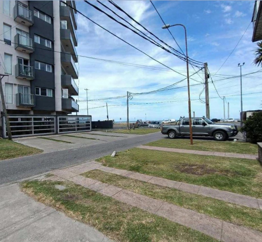 VENTA CASA EN PH 3 AMBIENTES CON PATIO Y COCHERA A UNA CUADRA DEL MAR BARRIO CONSTITUCION