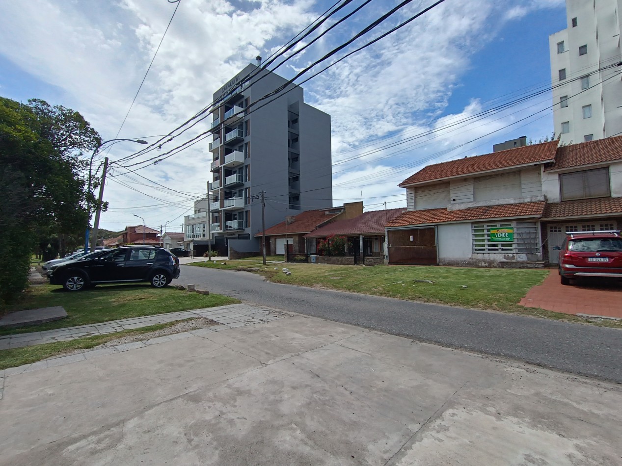 VENTA CASA EN PH 3 AMBIENTES CON PATIO Y COCHERA A UNA CUADRA DEL MAR BARRIO CONSTITUCION