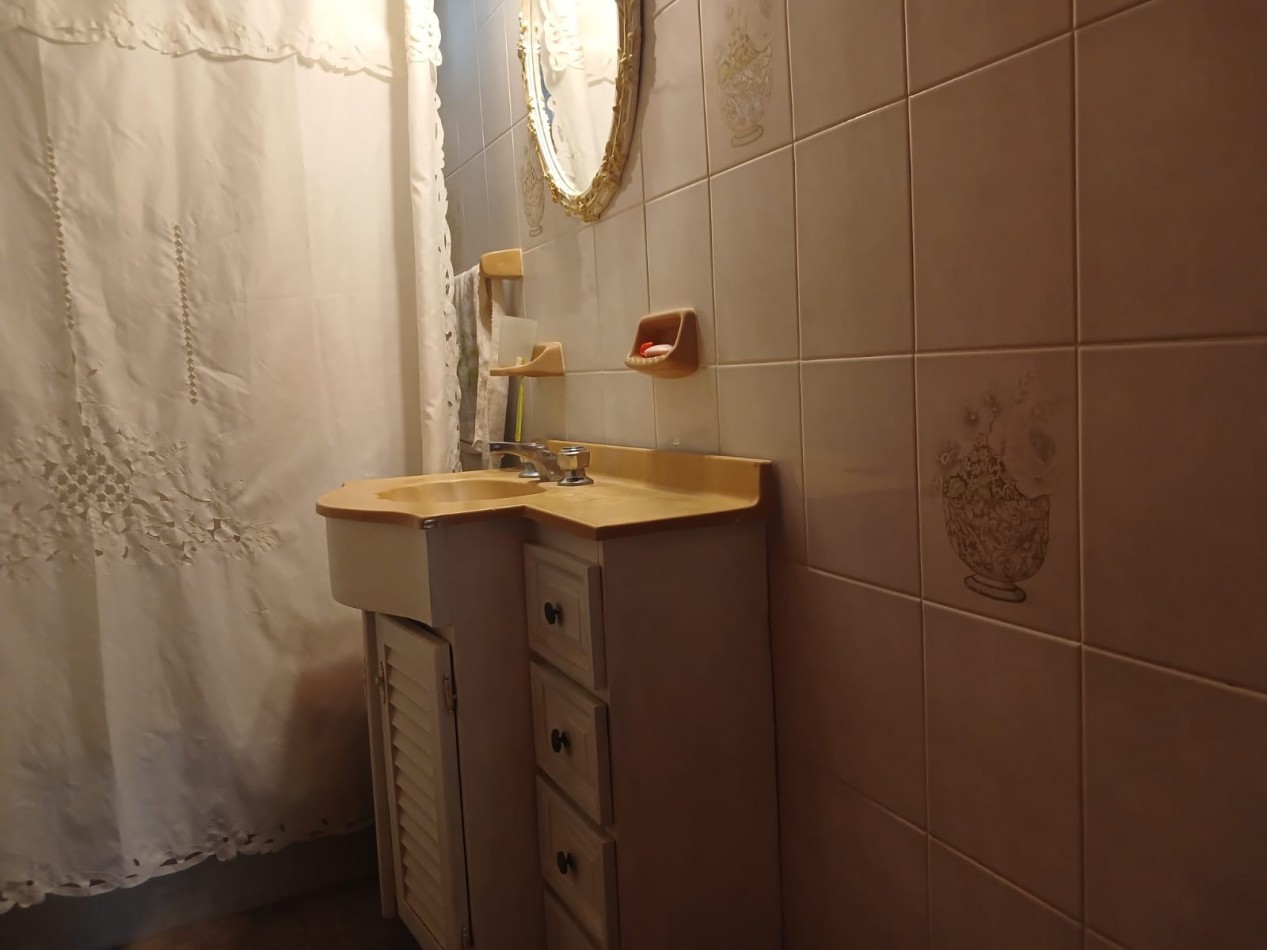 Venta Casa 4 ambientes, con gran parque, Bosque Peralta Ramos