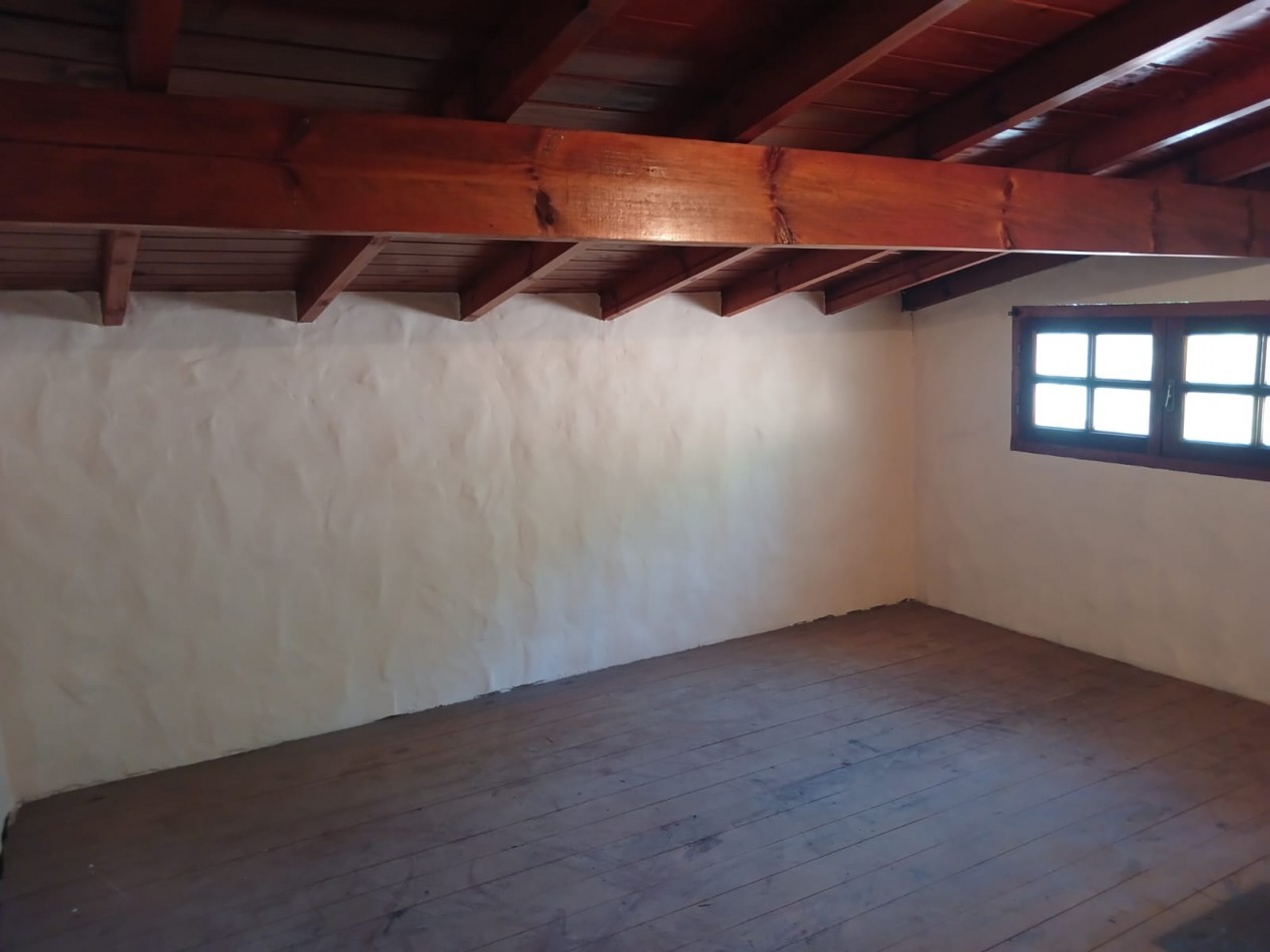 Venta Casa 4 ambientes, con gran parque, Bosque Peralta Ramos