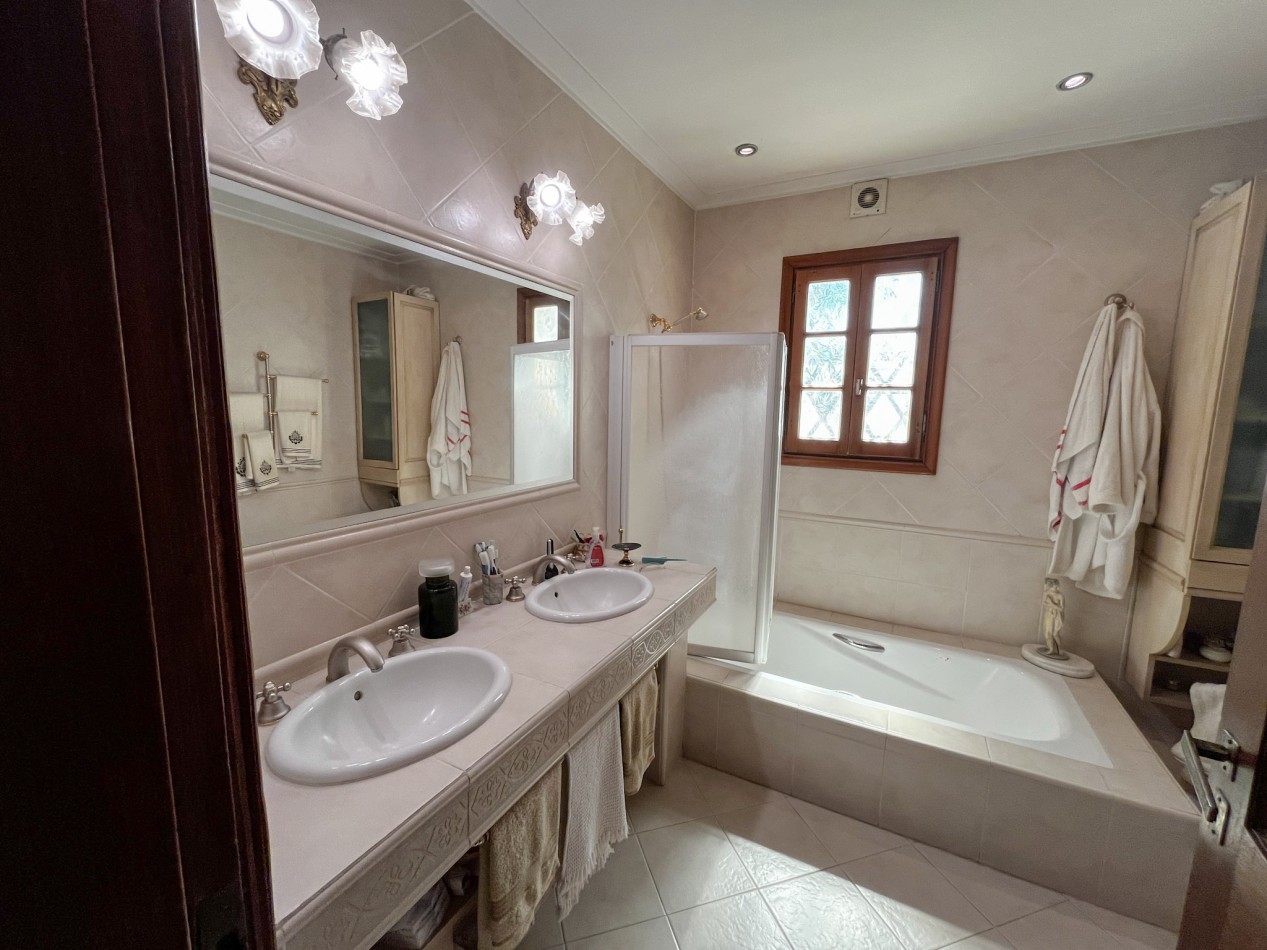 CASA EN VENTA LOMAS DE STELLA MARIS