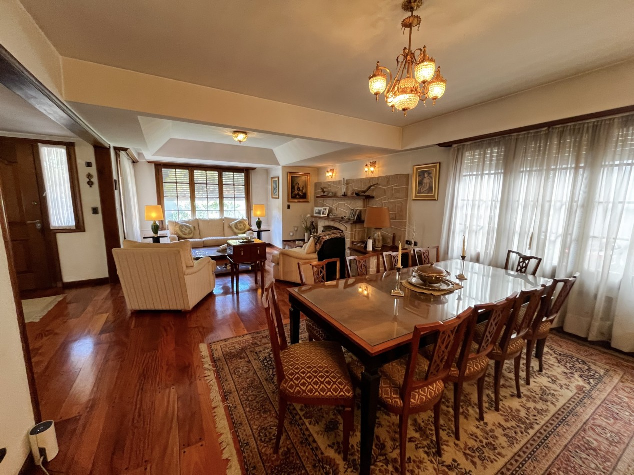 CASA EN VENTA LOMAS DE STELLA MARIS