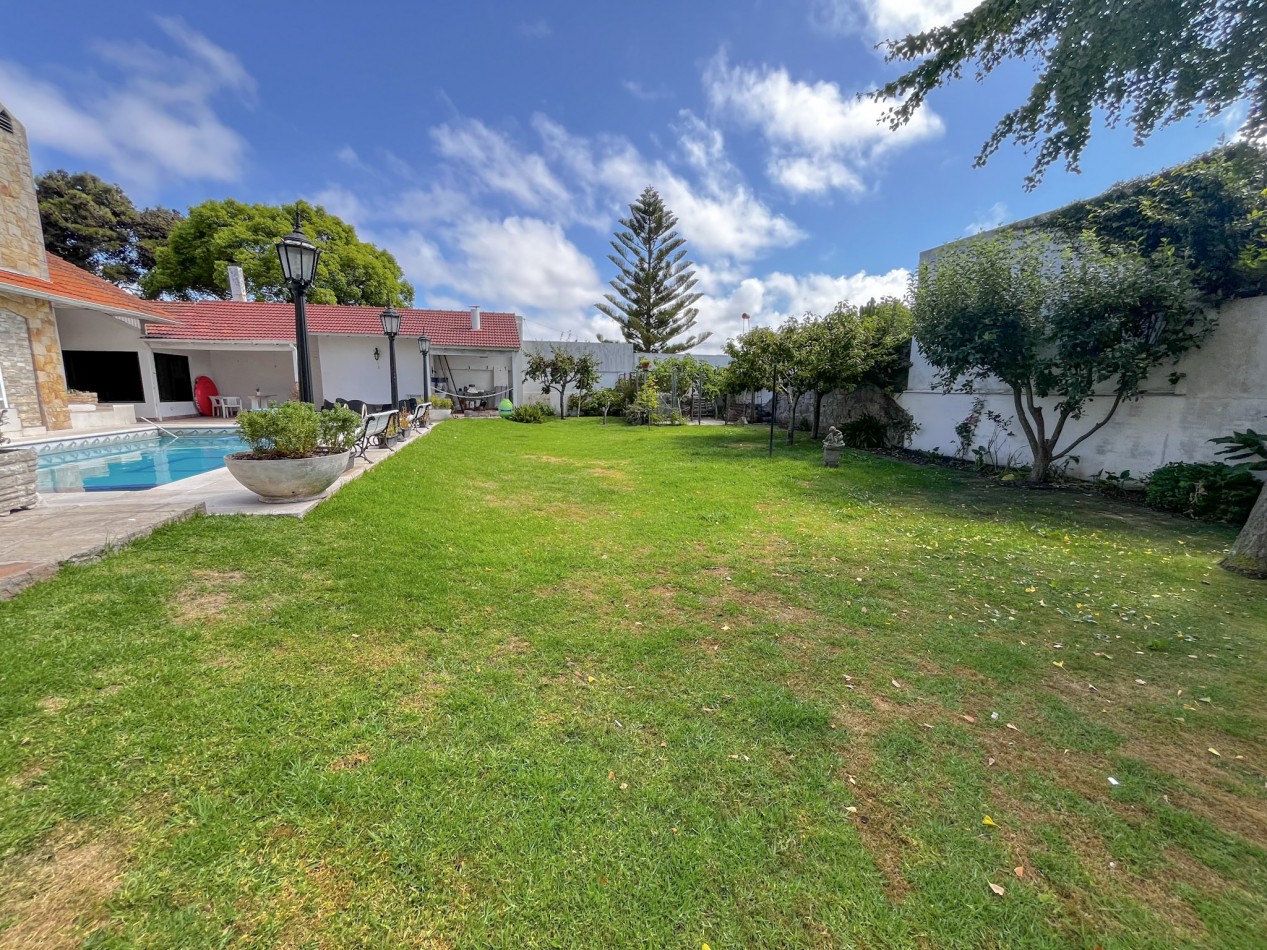 CASA EN VENTA LOMAS DE STELLA MARIS