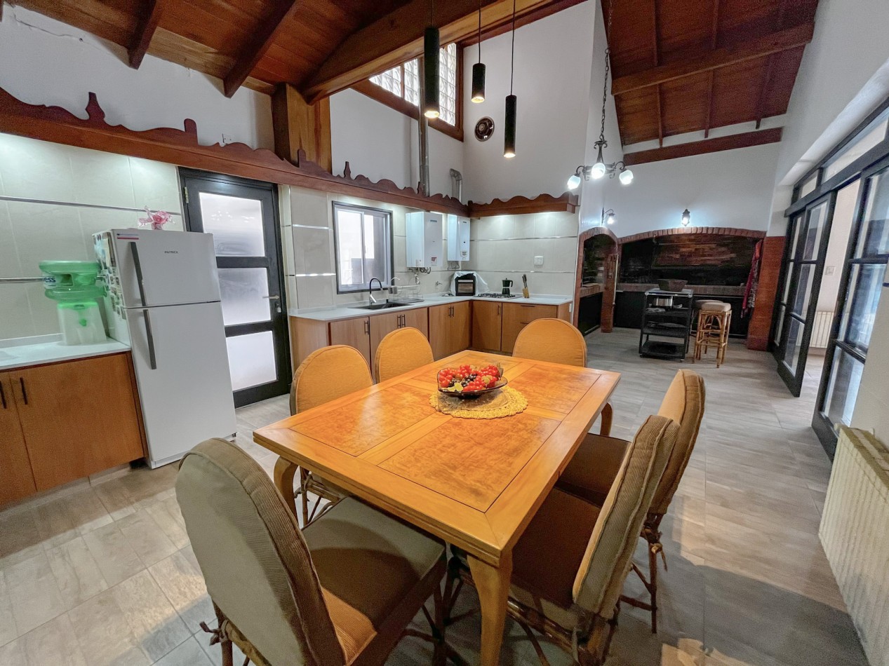 CASA EN VENTA LOMAS DE STELLA MARIS