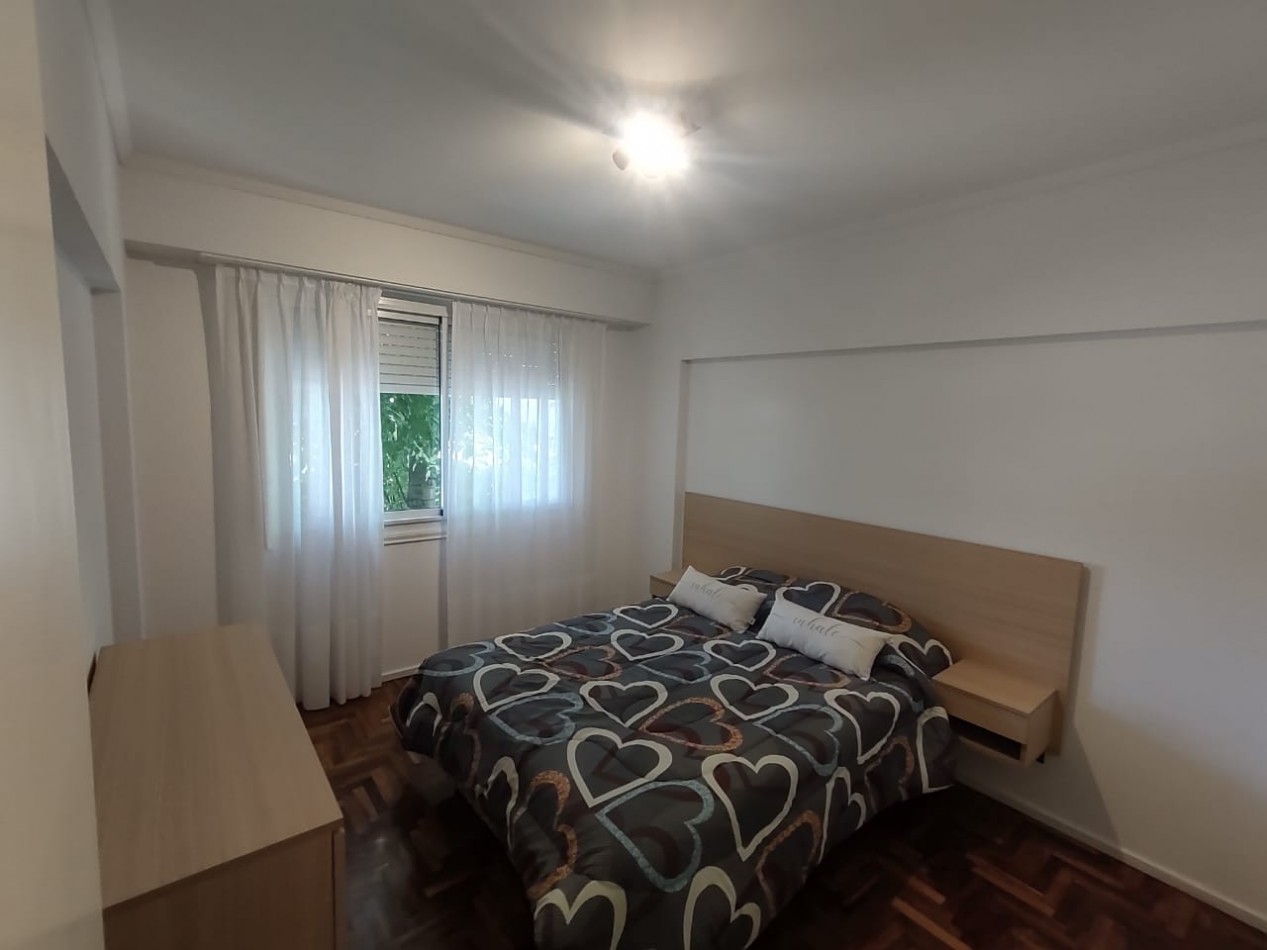 Alquiler departamento dos ambientes al frente con balcon y patio zona macrocentro Ideal estudiante!