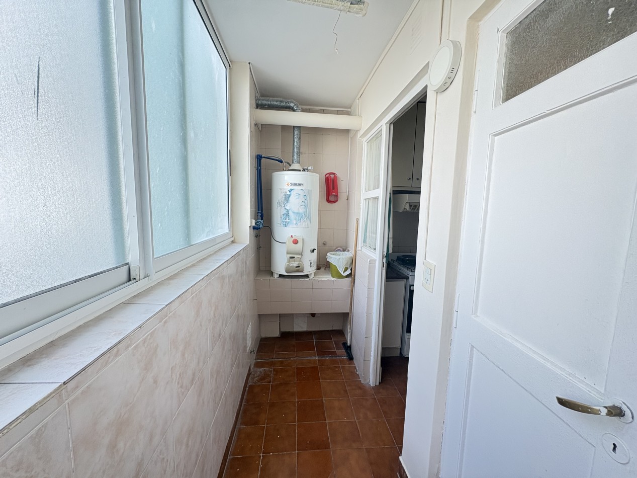 DEPARTAMENTO 3 AMBIENTES AL FRENTE - EXCELENTE UBICACION EN EL CENTRO DE MAR DEL PLATA 