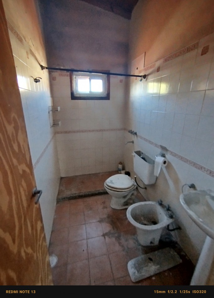 Venta en block casa 3 ambientes C/quincho+ galpon multiples usos 630 M2 cubiertoz