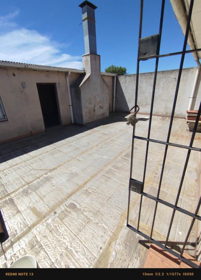 Venta en block casa 3 ambientes C/quincho+ galpon multiples usos 630 M2 cubiertoz