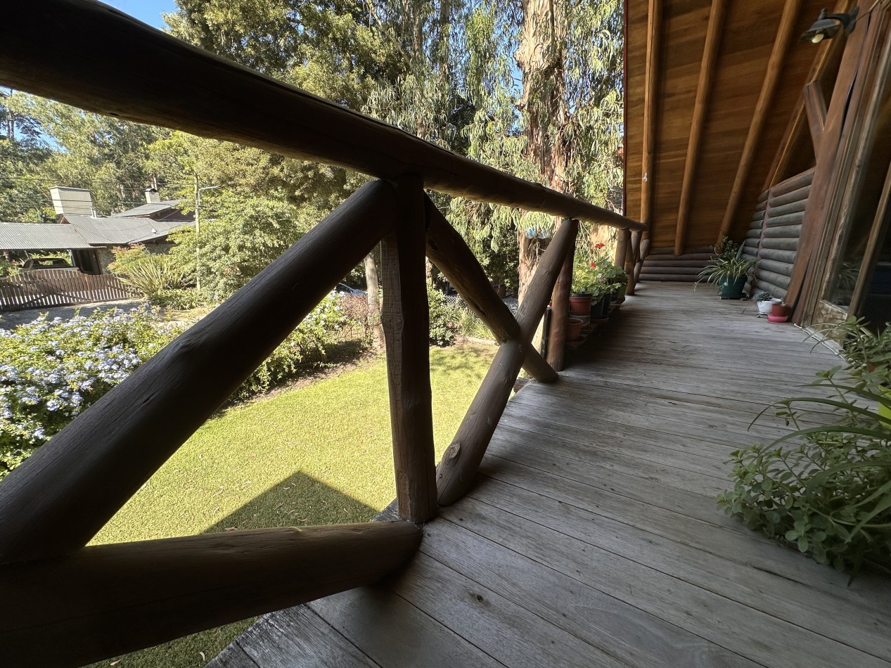 VENTA CASA BOSQUE PERALTA RAMOS GRAN LOTE