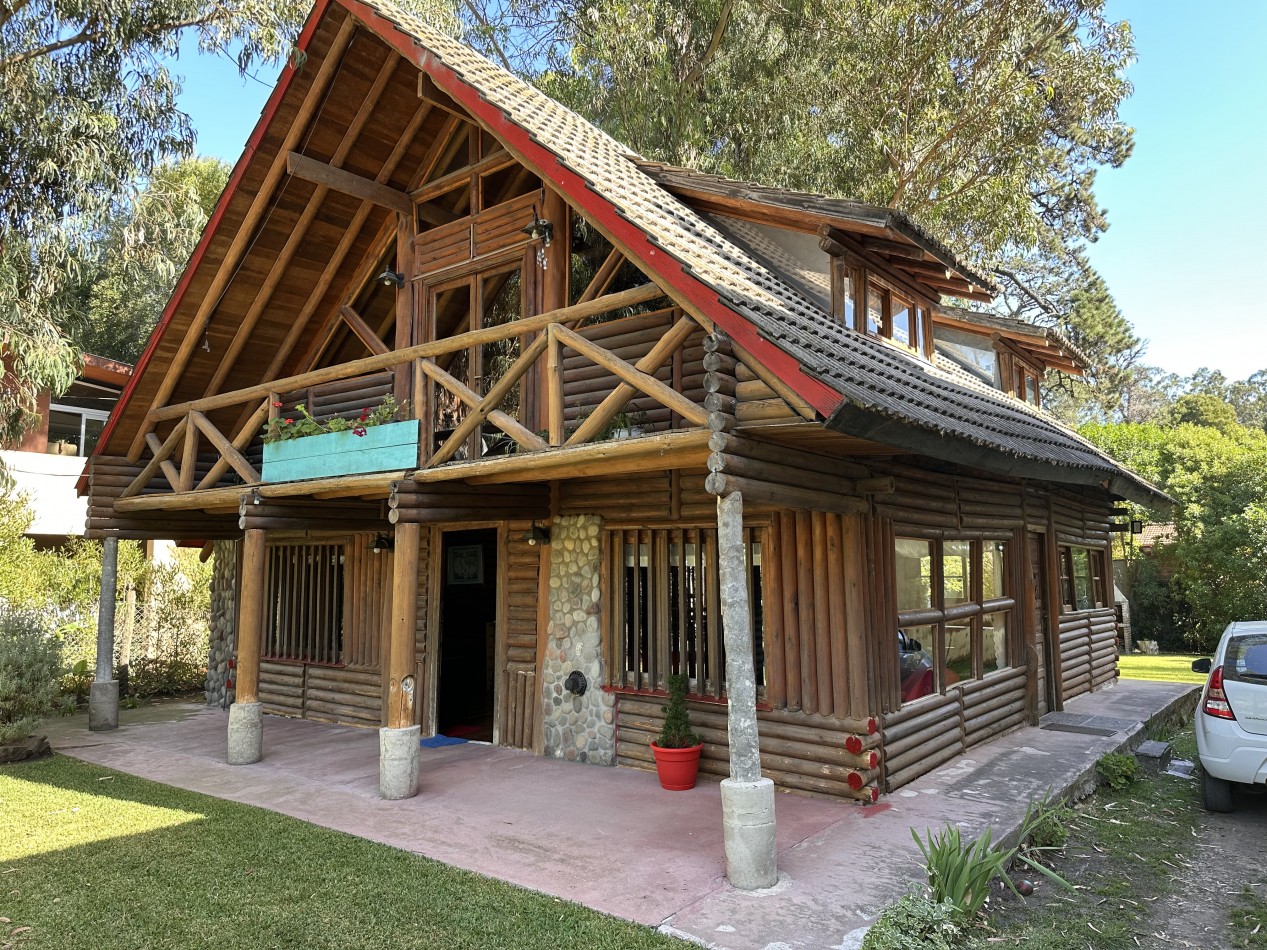 VENTA CASA BOSQUE PERALTA RAMOS GRAN LOTE