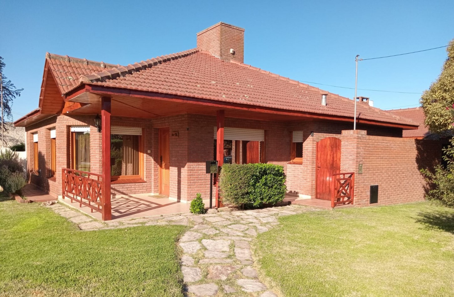 CASA 4 AMBIENTES BARRIO RESIDENCIAL MIRAMAR -APTO CREDITO