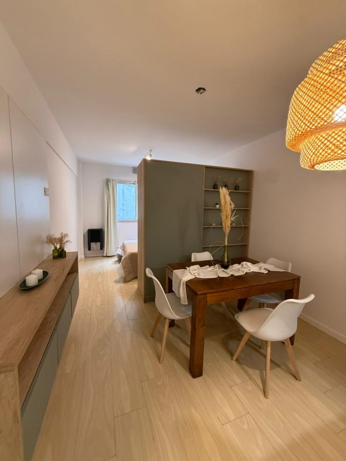 VENTA DEPARTAMENTO MONOAMBIENTE RECICLADO Y AMOBLADO CENTRO