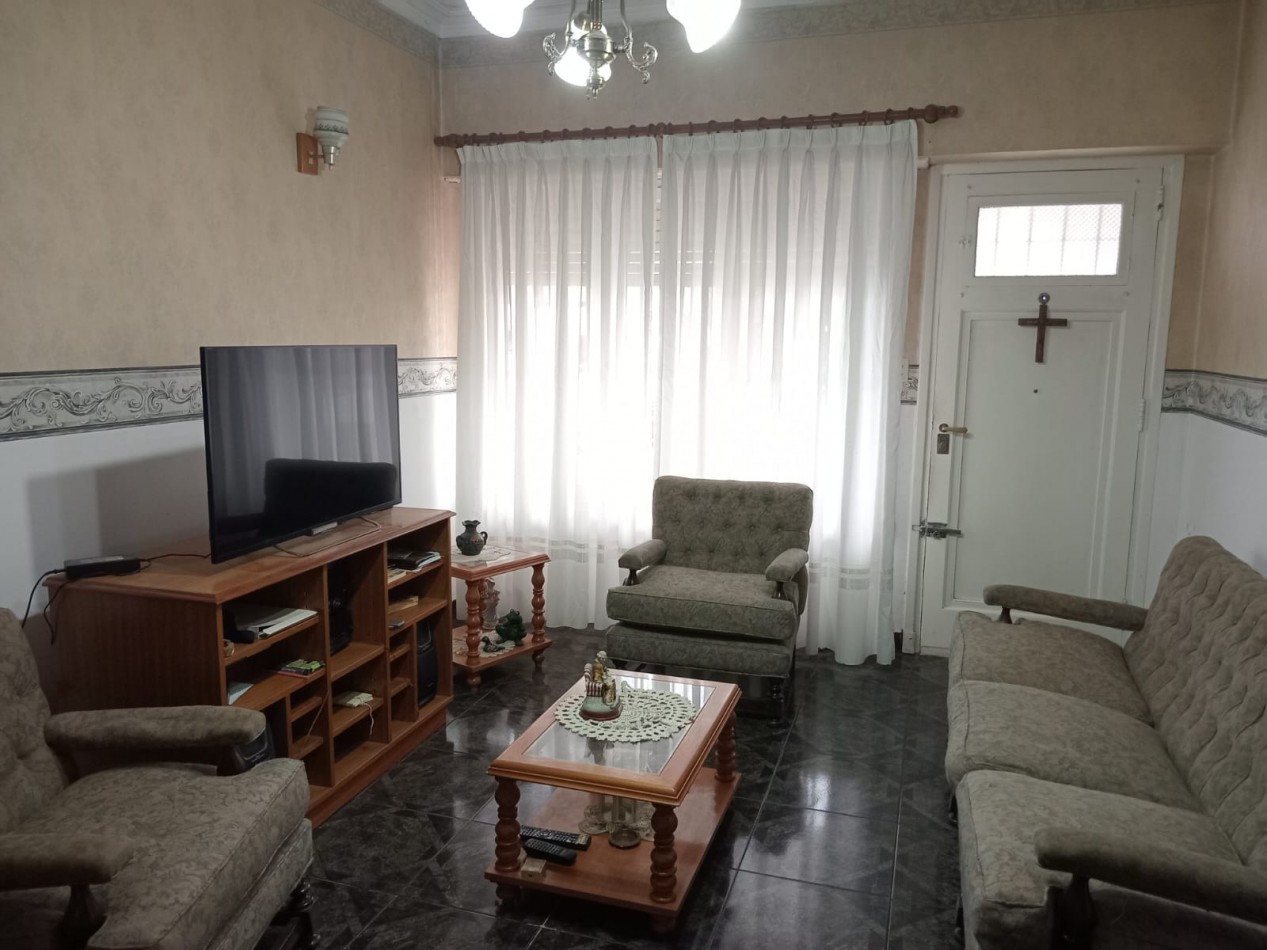 CASA 3 AMBIENTES CON DEPARTAMENTO Y QUINCHO