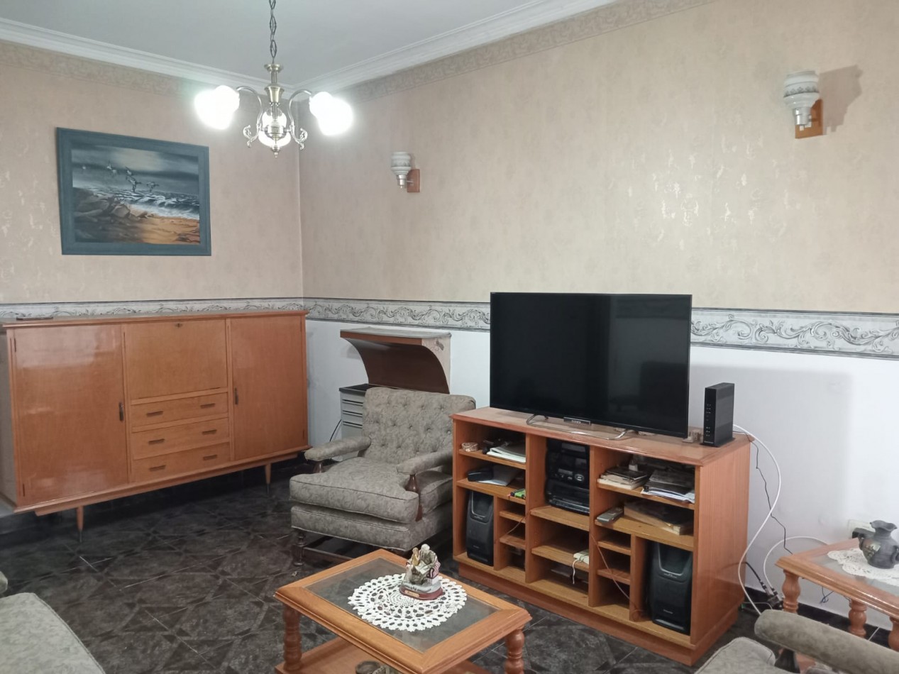 CASA 3 AMBIENTES CON DEPARTAMENTO Y QUINCHO