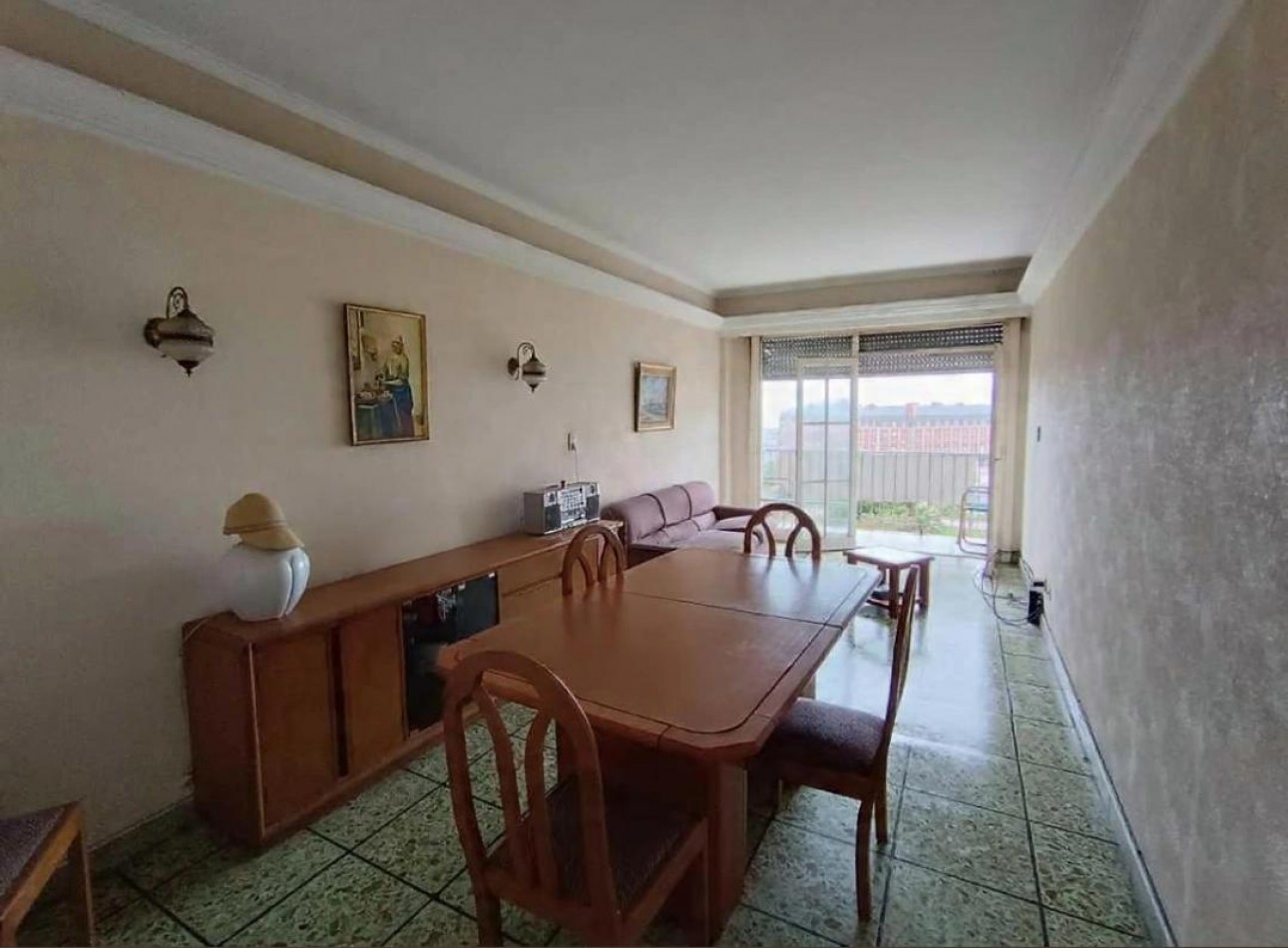 VENTA DEPARTAMENTO 2 AMBIENTES  A LA CALLE CON VISTA AL MAR Y PLAZA COLON + DEPENDENCIA