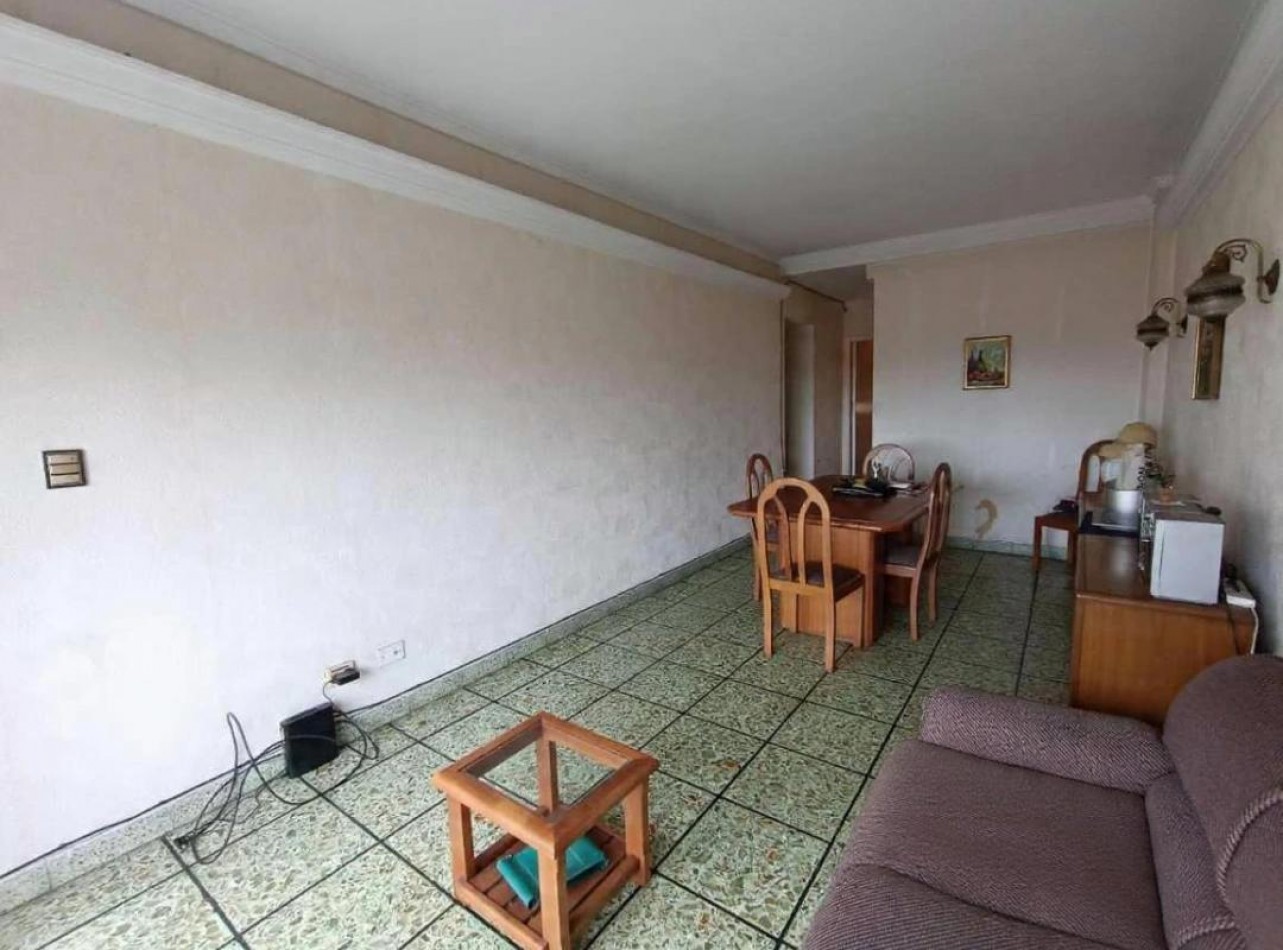 VENTA DEPARTAMENTO 2 AMBIENTES  A LA CALLE CON VISTA AL MAR Y PLAZA COLON + DEPENDENCIA