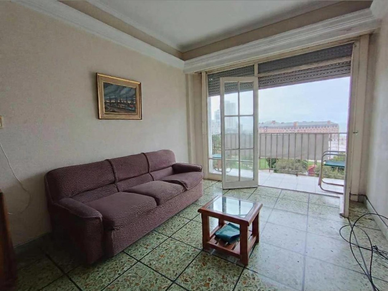 VENTA DEPARTAMENTO 2 AMBIENTES  A LA CALLE CON VISTA AL MAR Y PLAZA COLON + DEPENDENCIA