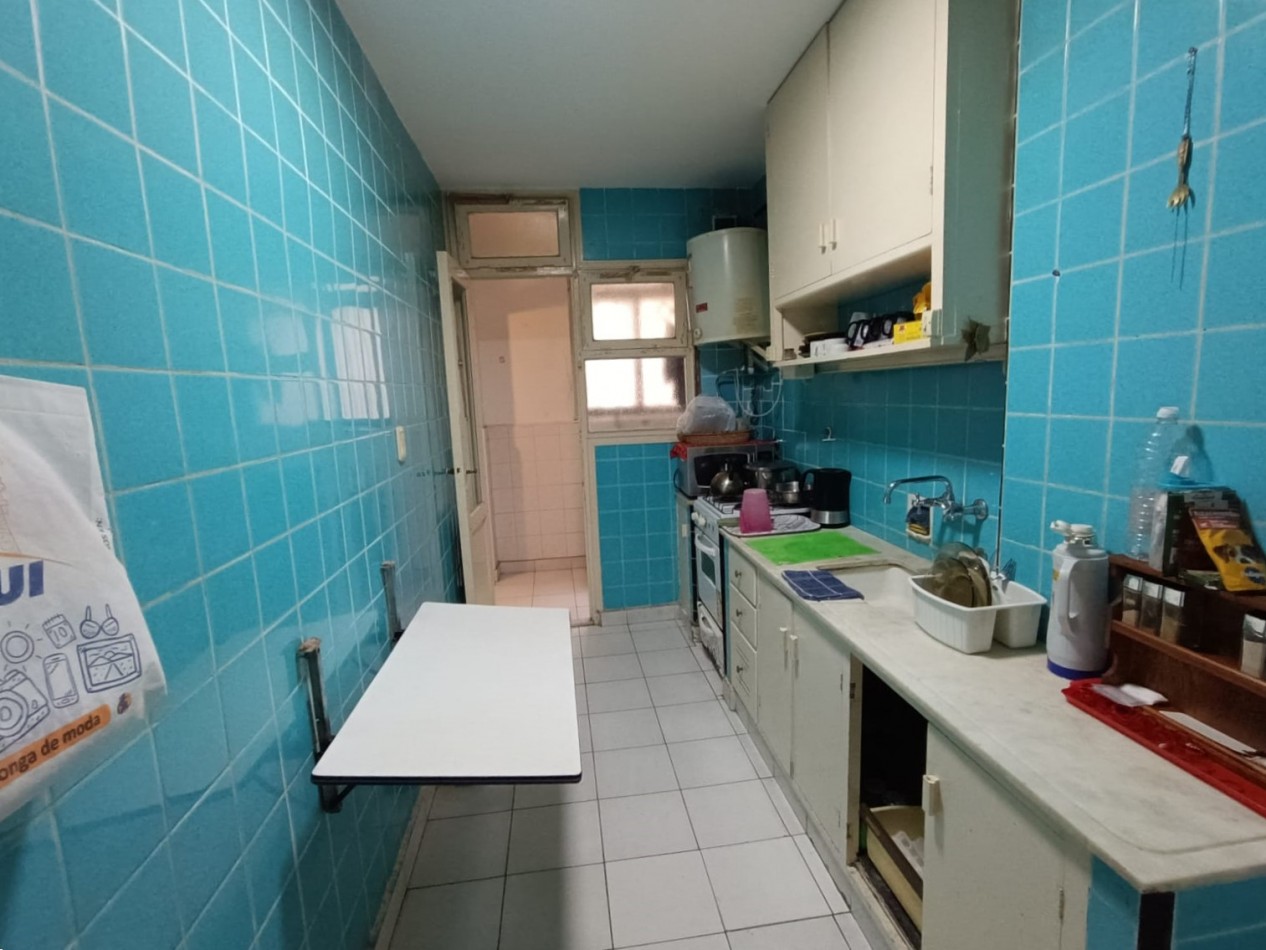 VENTA DEPARTAMENTO 2 AMBIENTES  A LA CALLE CON VISTA AL MAR Y PLAZA COLON + DEPENDENCIA