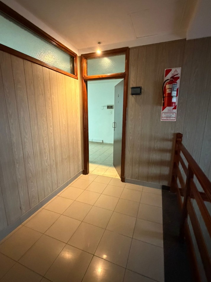 OFICINA EN ALQUILER- ACHA Y 12 DE OCTUBRE