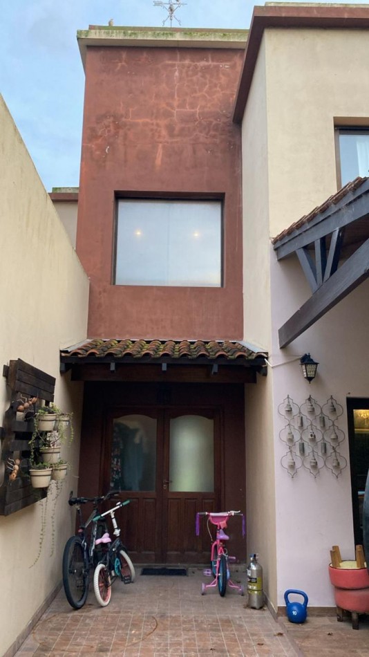 CASA EN  ARENAS DEL SUR - 