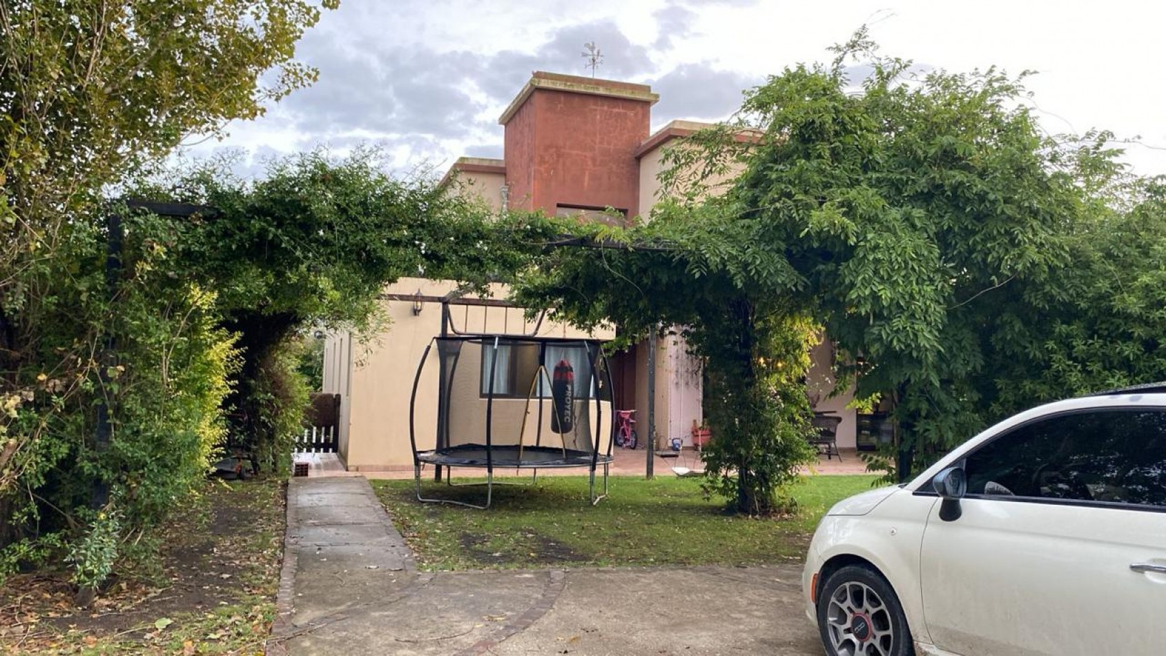 CASA EN  ARENAS DEL SUR - 