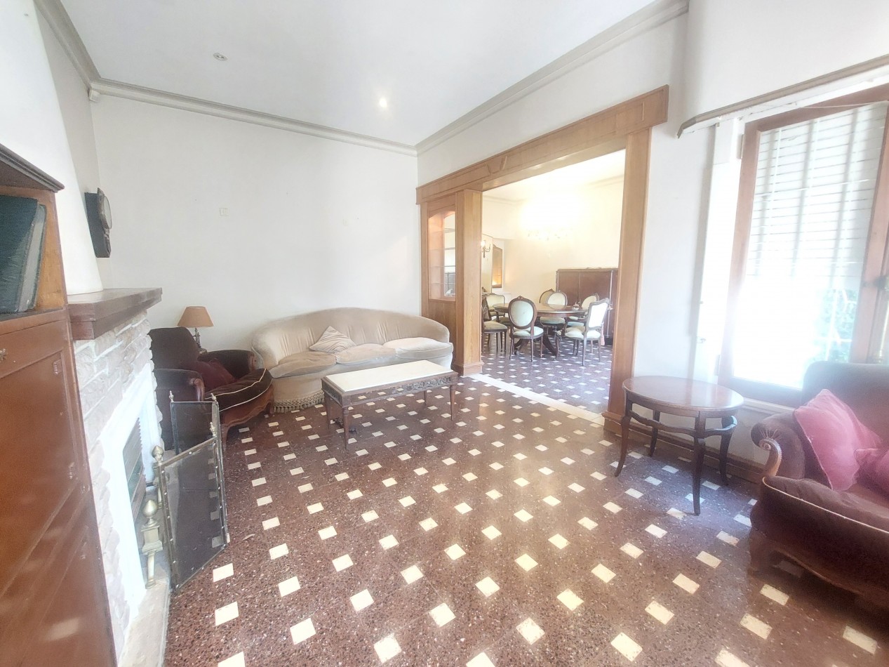 Casa de 4 ambientes en zona Guemes