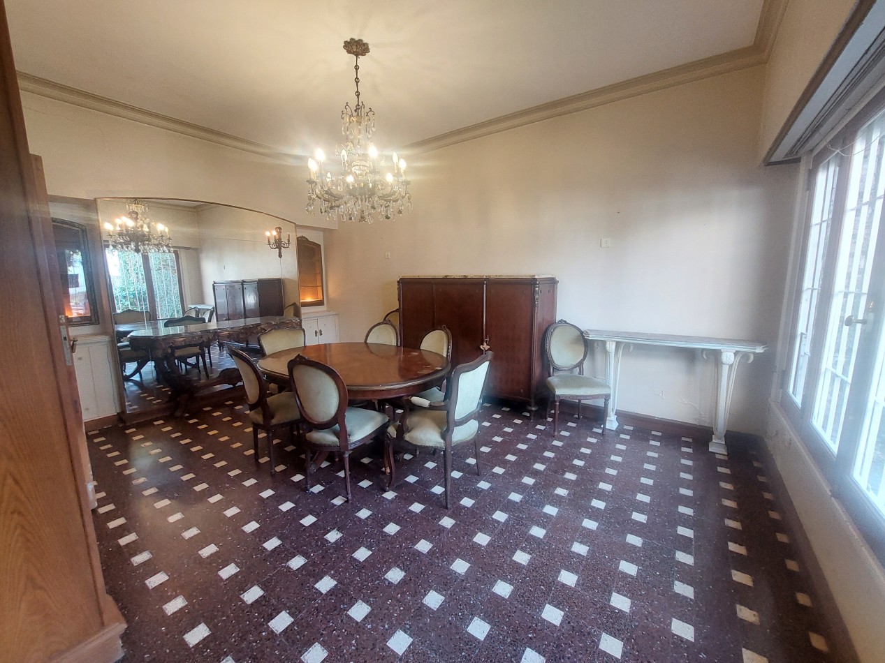 Casa de 4 ambientes en zona Guemes