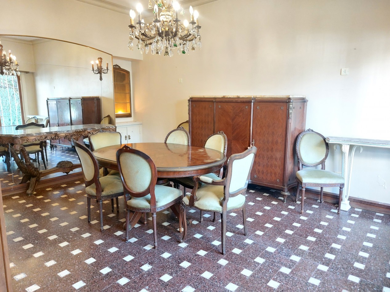 Casa de 4 ambientes en zona Guemes