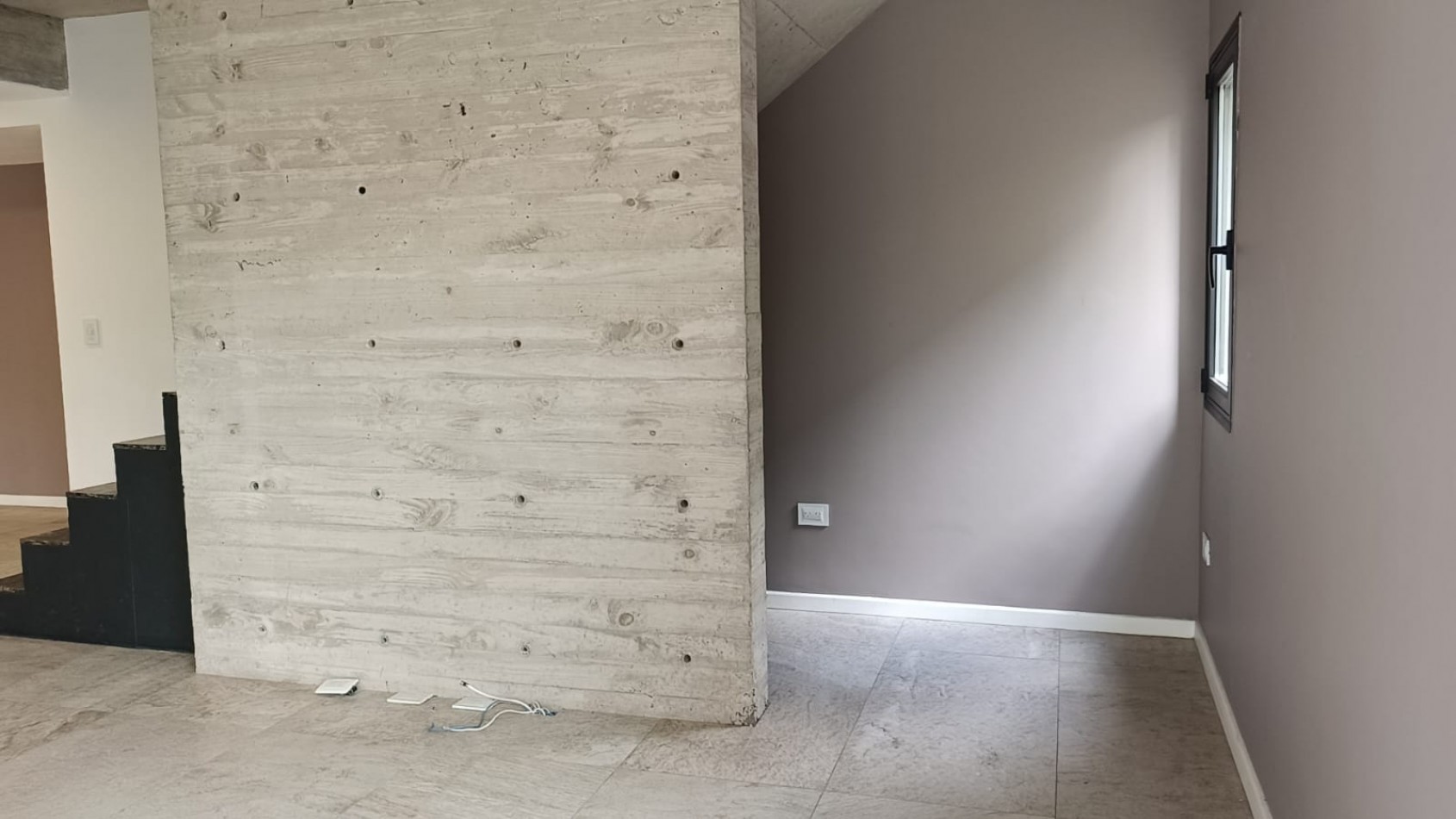 ALQUILER CASA 5 AMBIENTES -RUMENCO-LAS LOMAS