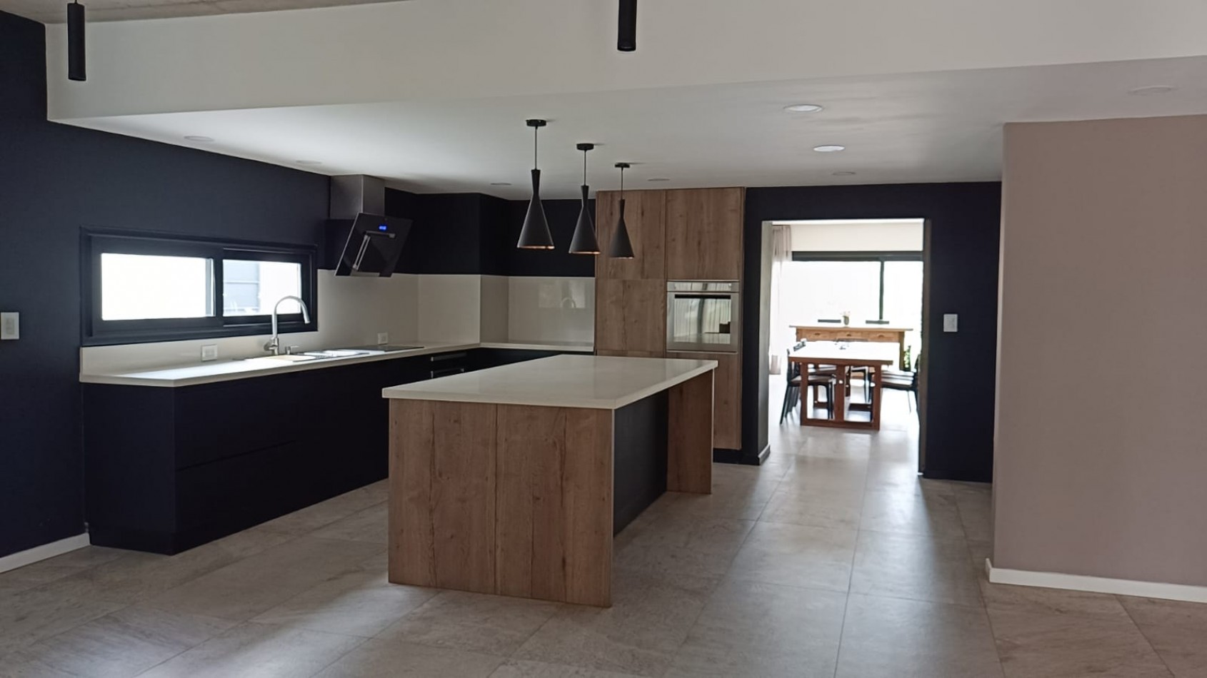 ALQUILER CASA 5 AMBIENTES -RUMENCO-LAS LOMAS