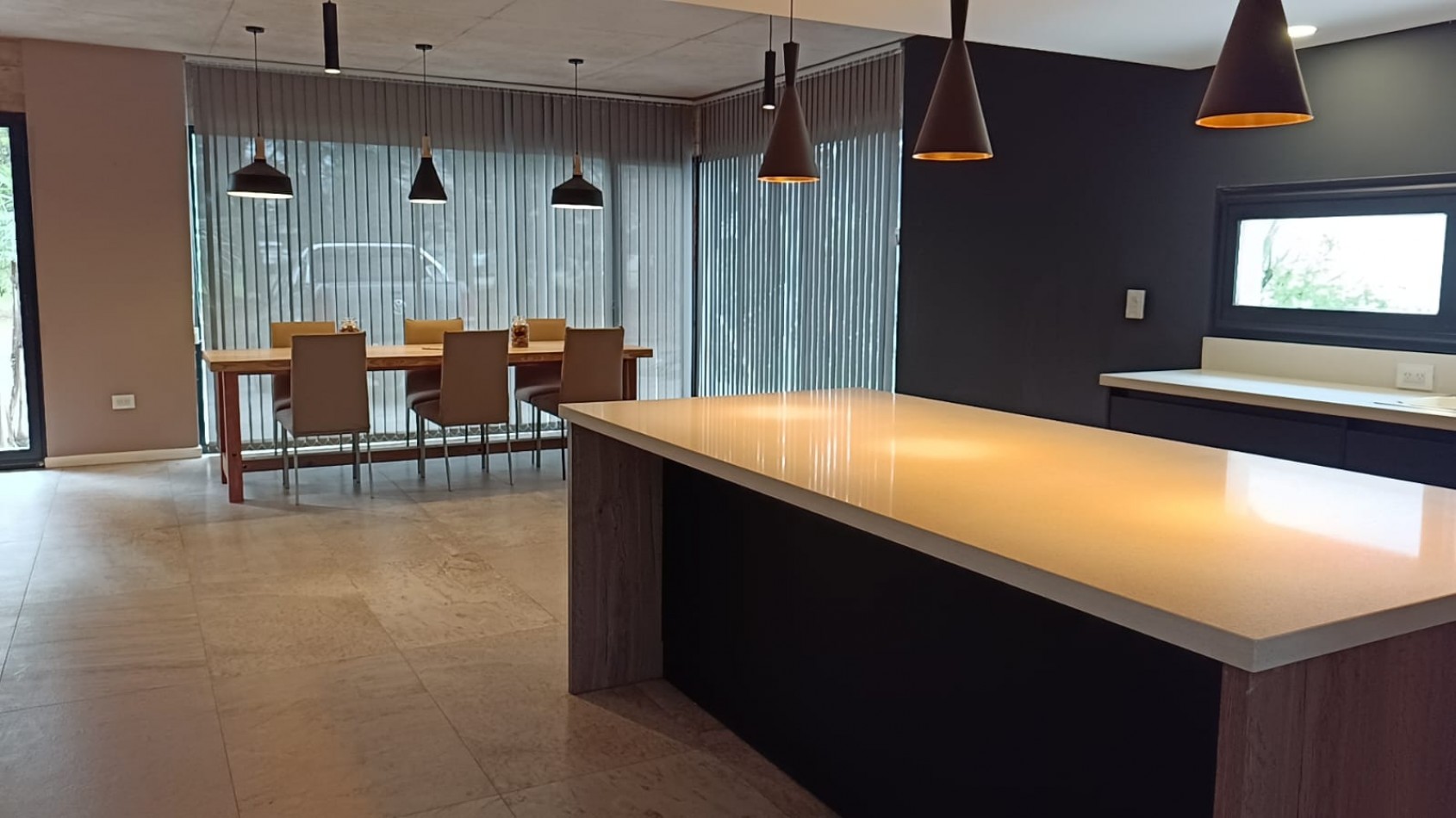 ALQUILER CASA 5 AMBIENTES -RUMENCO-LAS LOMAS