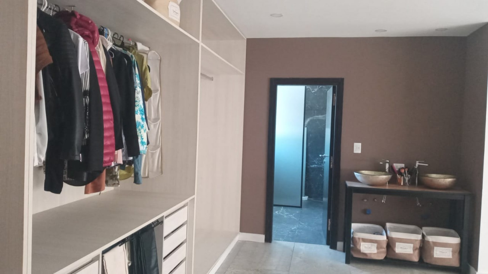 ALQUILER CASA 5 AMBIENTES -RUMENCO-LAS LOMAS