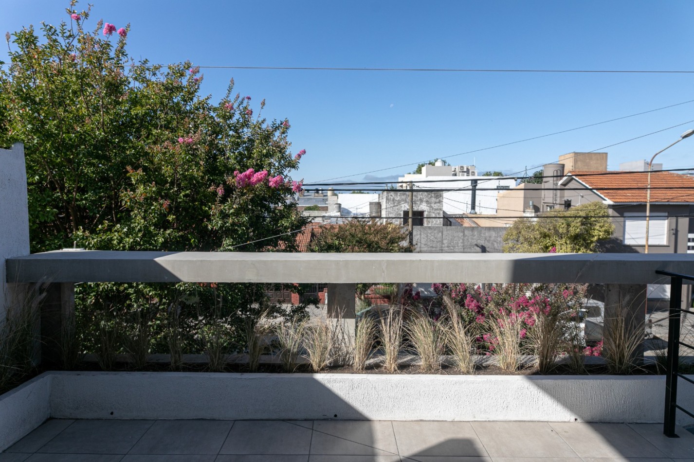 VENTA DEPARTAMENTO 2 AMBIENTES AL FRENTE CON BALCON TERRAZA 
