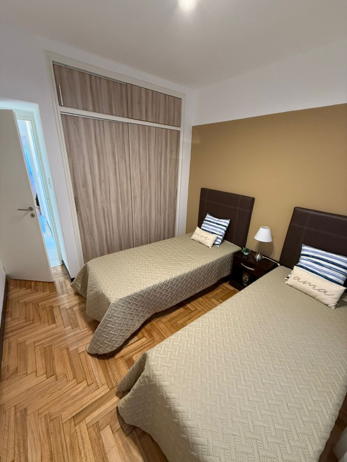 Venta Departamento 3 ambientes a la calle con Balcon corrido