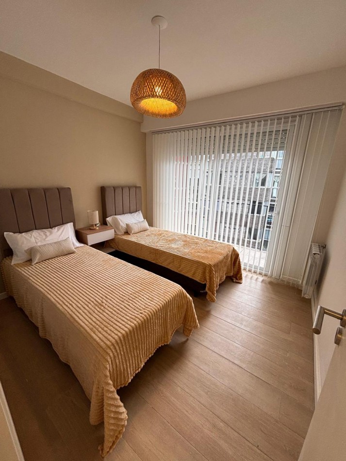 Venta Departamento 3 ambientes a la calle con Balcon