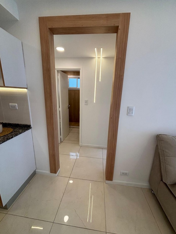 Venta Departamento 3 ambientes a la calle con Balcon