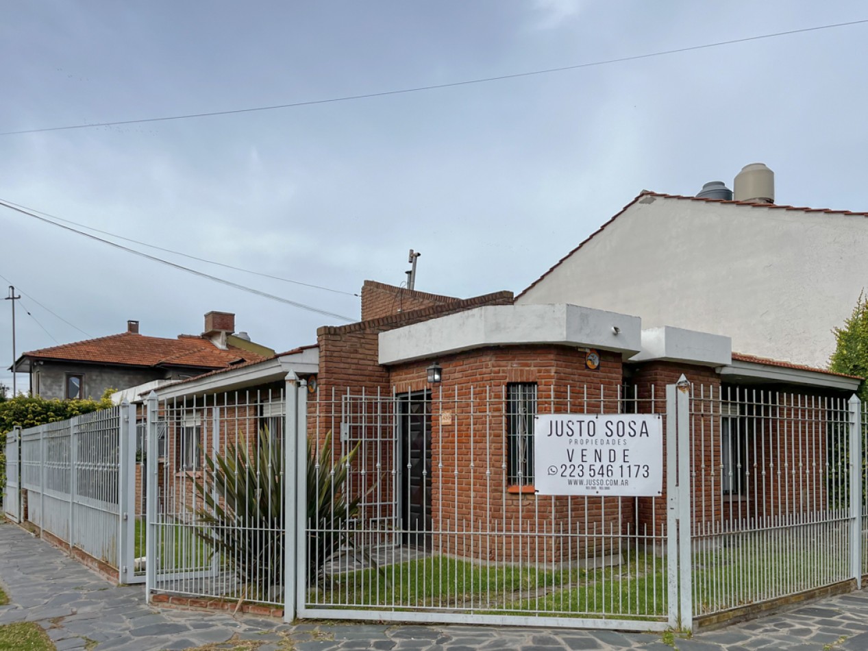 Venta casa 3 ambientes y dependencia Los Pinares