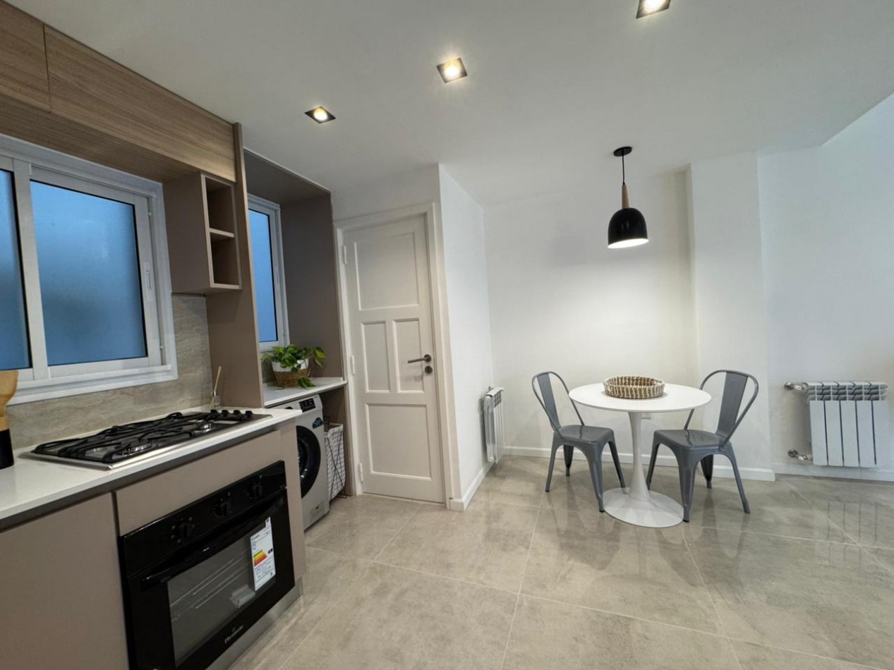 DEPARTAMENTO 3 AMBIENTES CON BALCON -FRENTE-