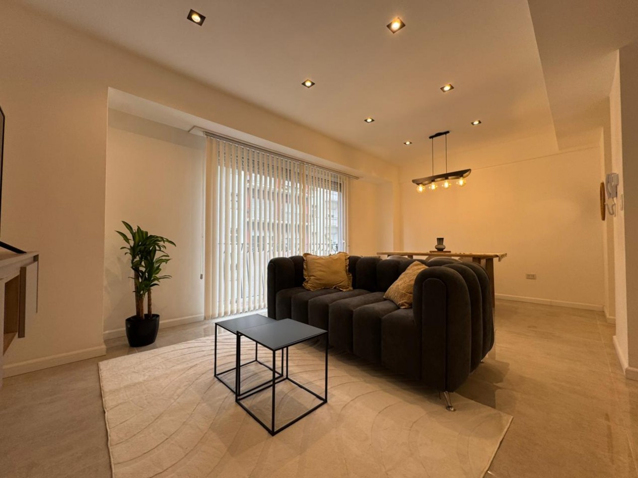 DEPARTAMENTO 3 AMBIENTES CON BALCON -FRENTE-