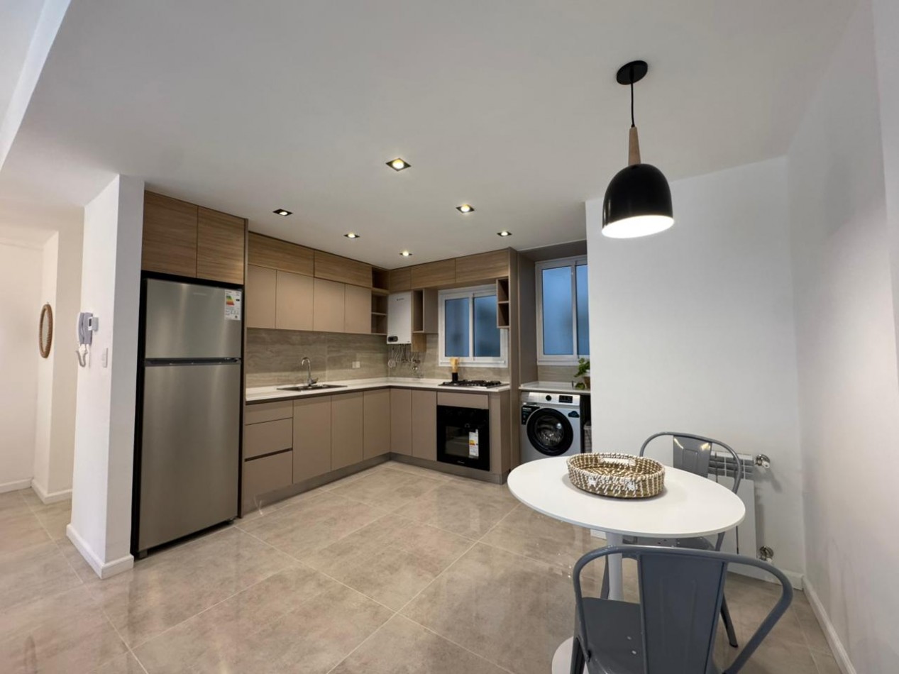 DEPARTAMENTO 3 AMBIENTES CON BALCON -FRENTE-