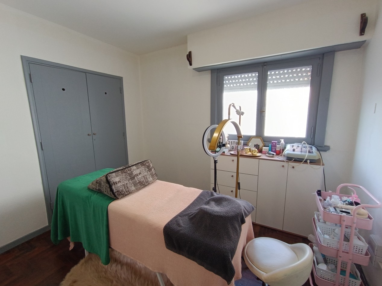 VENTA DEPARTAMENTO 3 AMBIENTES RECICLADO CON TERRAZA PROPIA Y PARRILLA