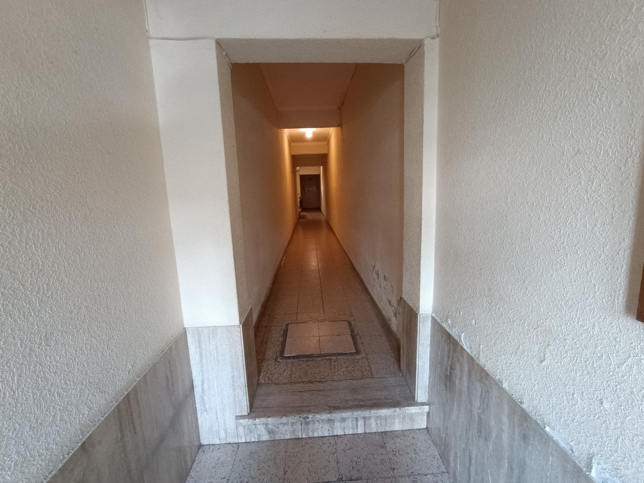 VENTA DEPARTAMENTO 3 AMBIENTES RECICLADO CON TERRAZA PROPIA Y PARRILLA