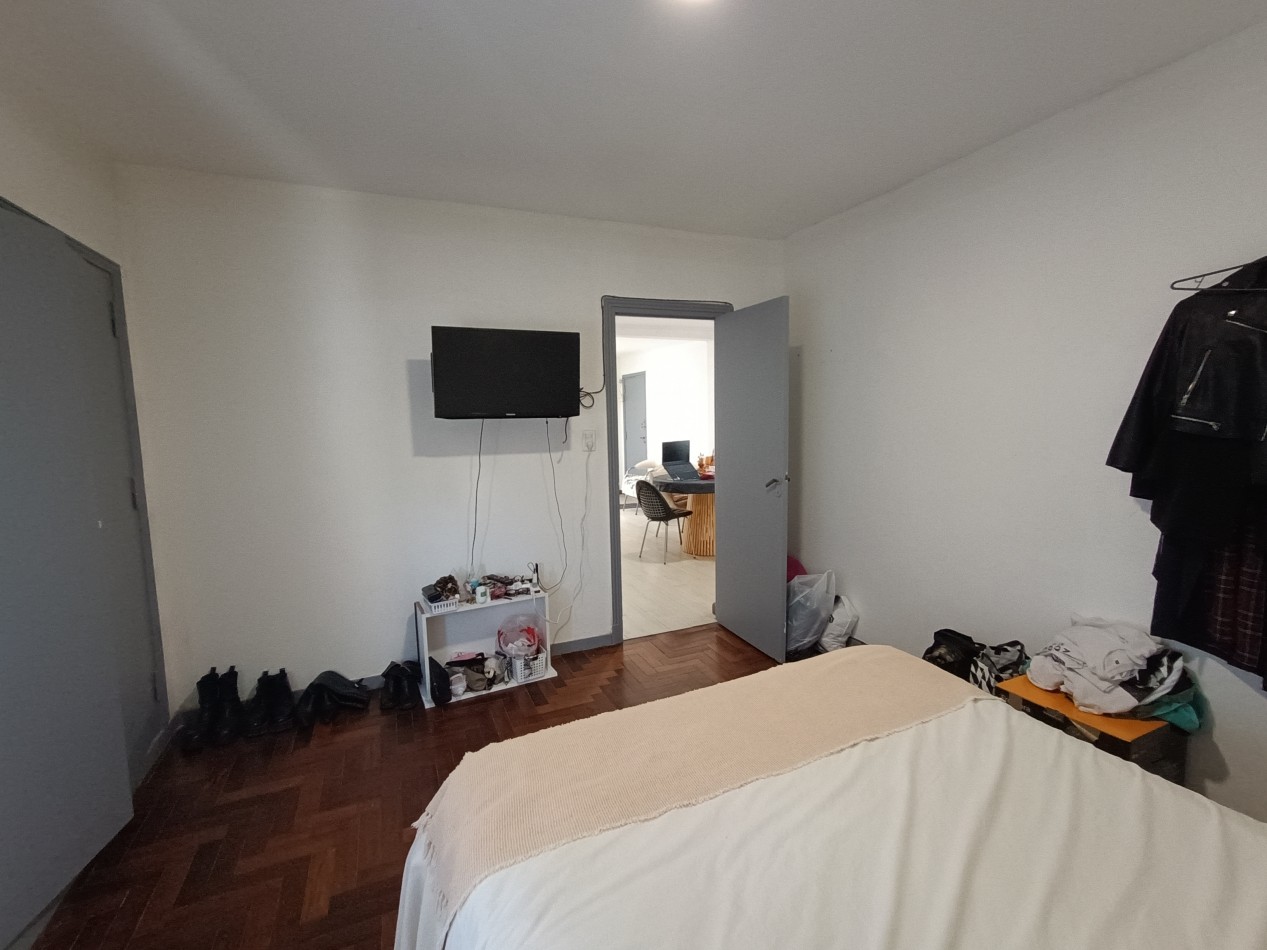 VENTA DEPARTAMENTO 3 AMBIENTES RECICLADO CON TERRAZA PROPIA Y PARRILLA