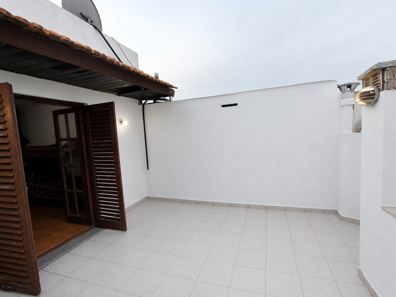 VENTA DEPARTAMENTO 3 AMBIENTES CON TERRAZA PROPIA PUNTA MOGOTES